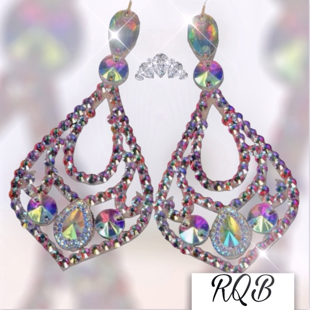 Auroura Borealas Crystsls long Pageant Earrings